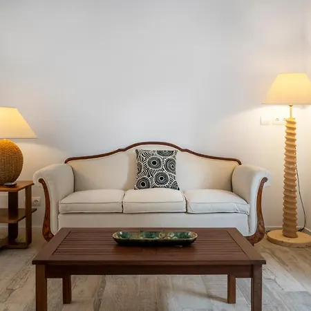 Alta House 3 Calas * 巴古尔